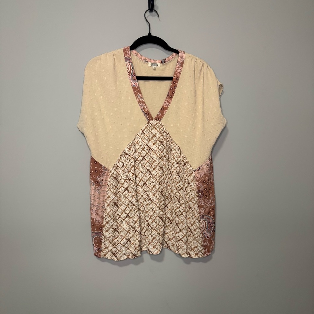 Gimmicks by BKE Womens Small Mixed Print Babydoll Blouse Cream Brown V-Neck Boho